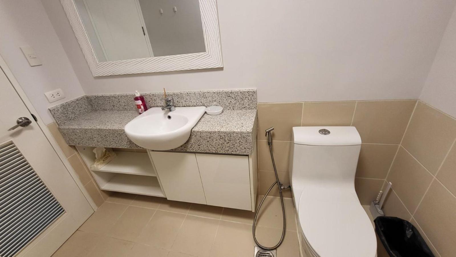 The Atherton- Spacious Modern Condo Unit In Paranaque Near The Airport, Makati, Bgc And Highways Paranaque City Luaran gambar