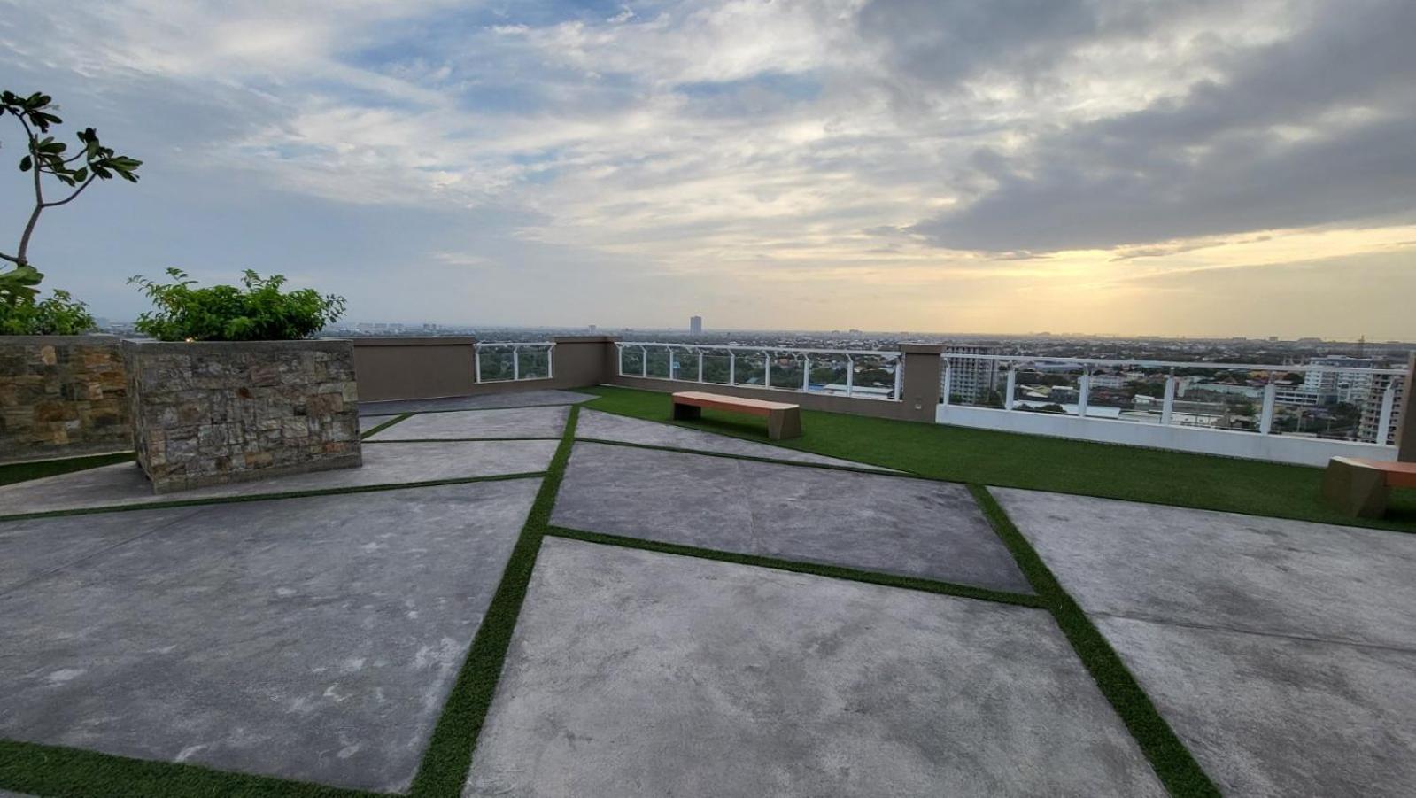 The Atherton- Spacious Modern Condo Unit In Paranaque Near The Airport, Makati, Bgc And Highways Paranaque City Luaran gambar